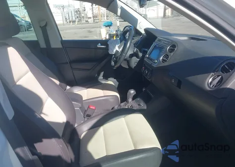 2017 Volkswagen Tiguan 2.0T Wolfsburg Edition from USA, damaged, VIN WVGRV7AX5HW507512